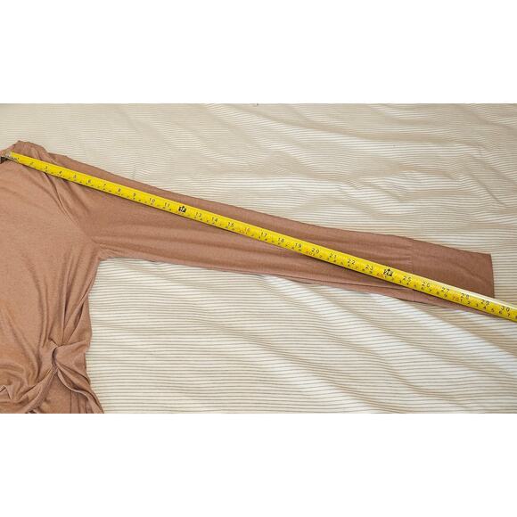 Old Navy Active Cloud 94 Soft Pink Women’s L Work Out Pink Long Sleeve Shirt Top - Picture 4 of 10